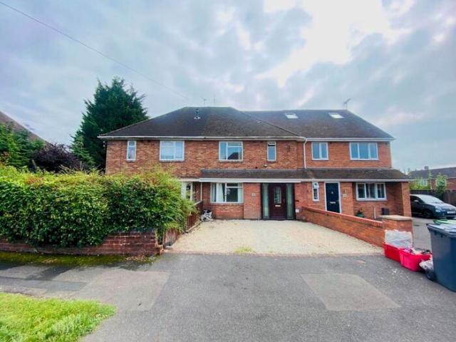 Apartment for rent in Milverton, Green Close