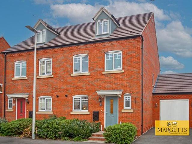 Apartment for rent in Green Close, Warwickshire
