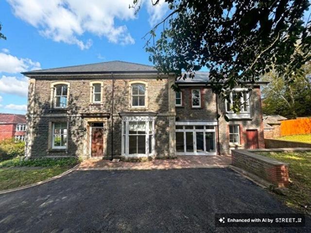 Apartment for rent in Cimla, Neath