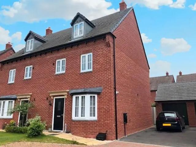 Apartment for rent in Elmfield, Leicestershire