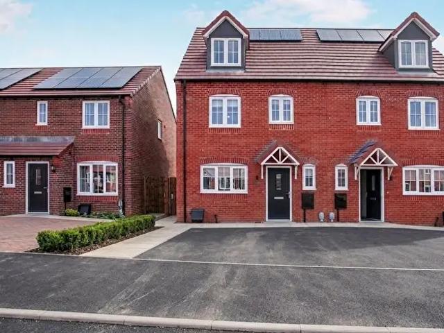 Apartment for rent in St Nicolas Park, Camp Hill