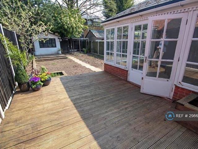 Apartment for rent in California, Littleover