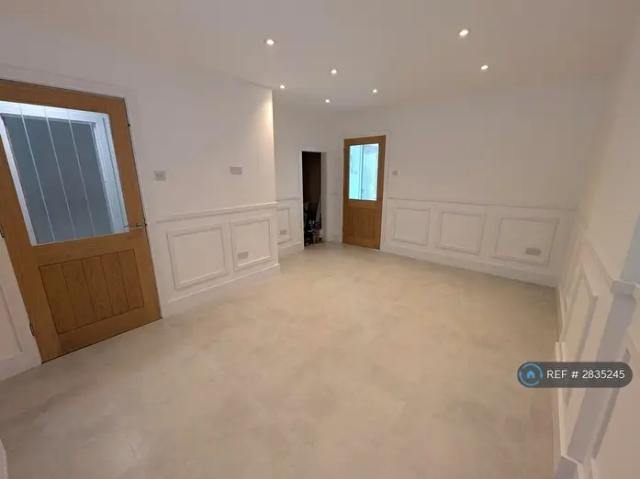 Apartment for rent in Milverton, Green Close