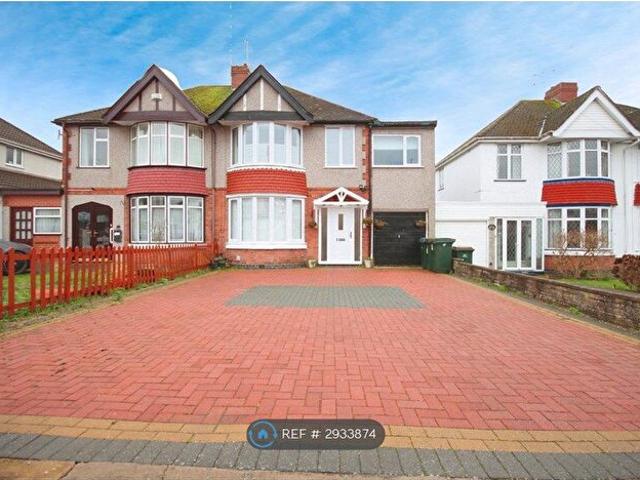 Apartment for rent in Cheylesmore, West Midlands