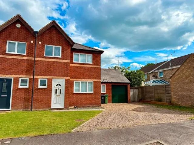 Apartment for rent in Hanslope