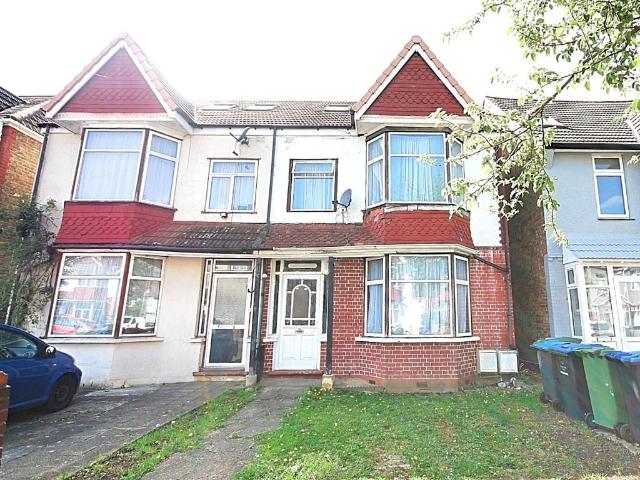 House for rent in Alperton, Greater London