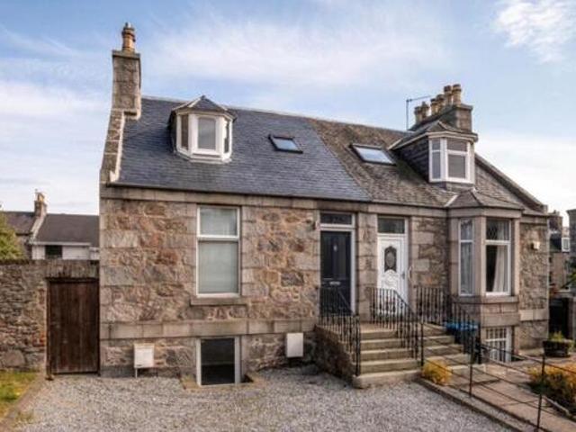 House for sale in Scotland