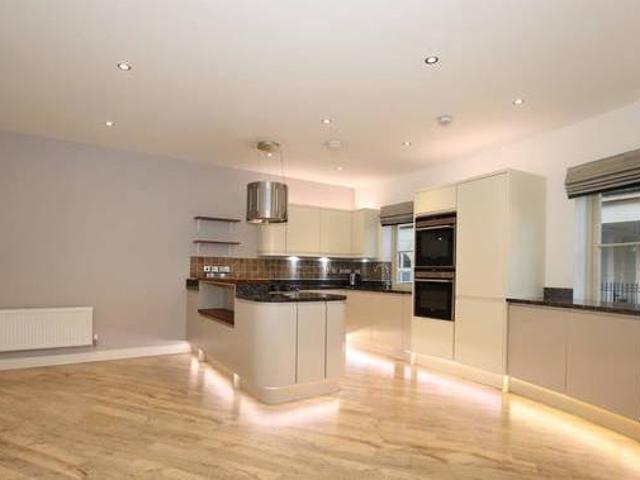 House for rent in Lyons, Greater London