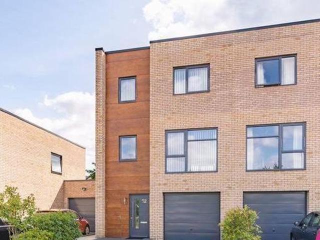 House for rent in Gloucestershire