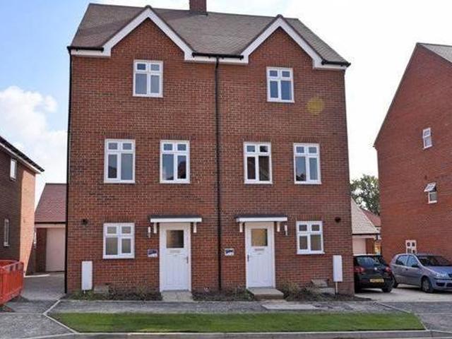 House for rent in West Sussex