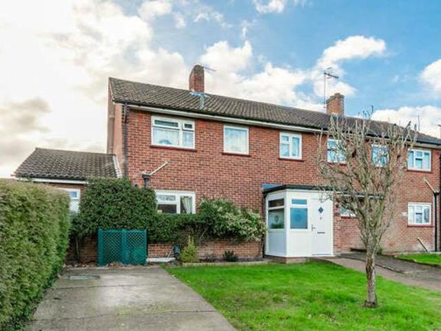 House for rent in Surrey