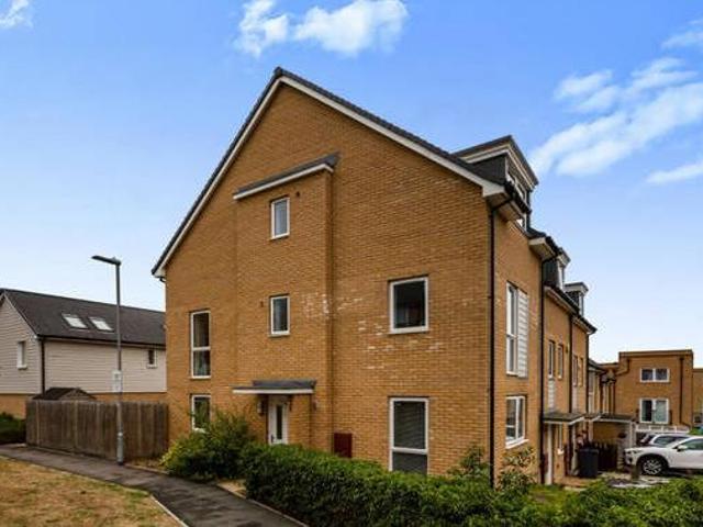 House for rent in Lyons, Greater London