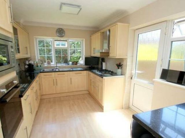 House for rent in Surrey