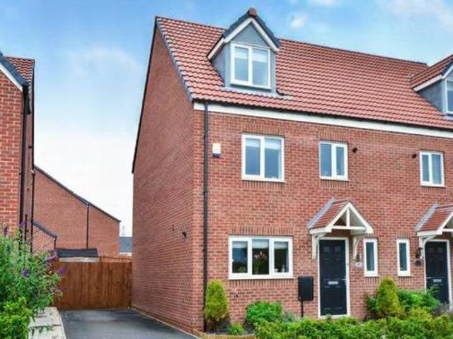 House for sale in East Midlands