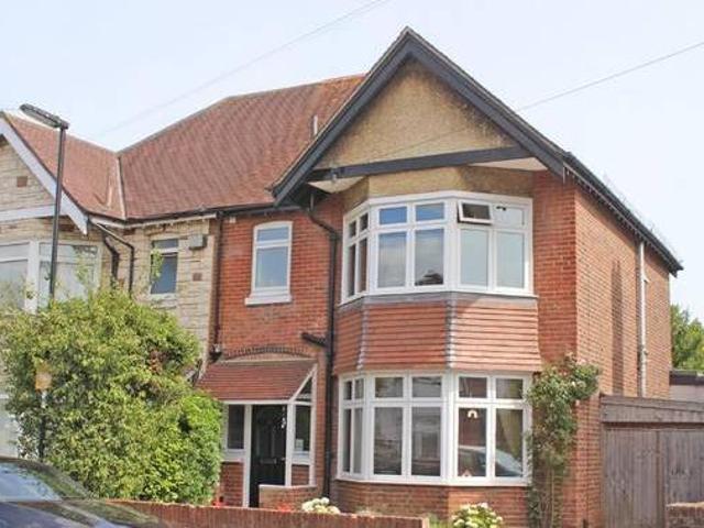 House for sale in Hampshire