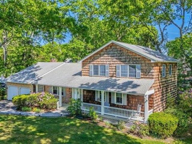 House for sale in Centereach, New York