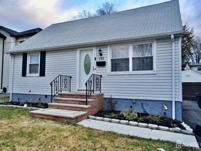 House for sale in Avenel, New Jersey