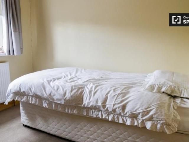 Property to rent in Bluebell, North Tipperary