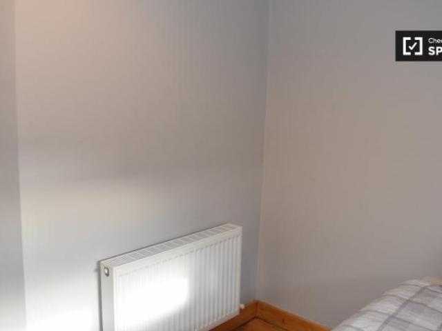 Property to rent in Bluebell, North Tipperary