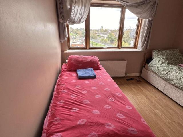 Property to rent in Bluebell, North Tipperary