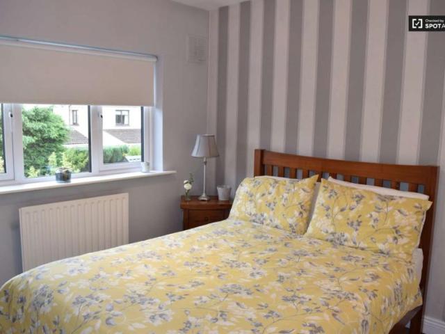 Property to rent in Bluebell, North Tipperary