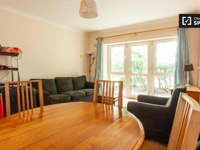 Property to rent in Bluebell, North Tipperary