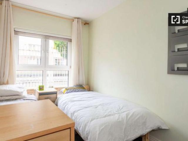 Property to rent in Bluebell, North Tipperary