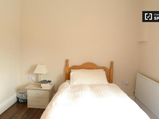Property to rent in Bluebell, North Tipperary