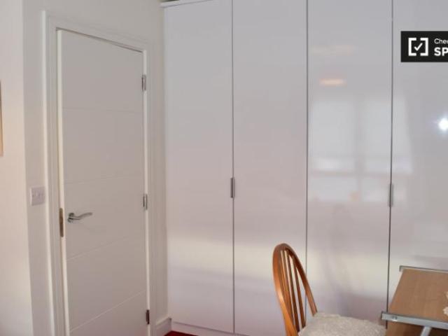 Property to rent in Dublin Docklands, Dublin