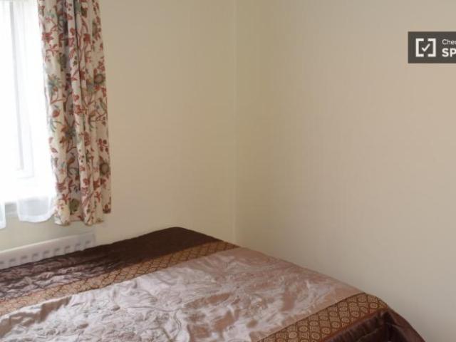 Property to rent in Bluebell, North Tipperary
