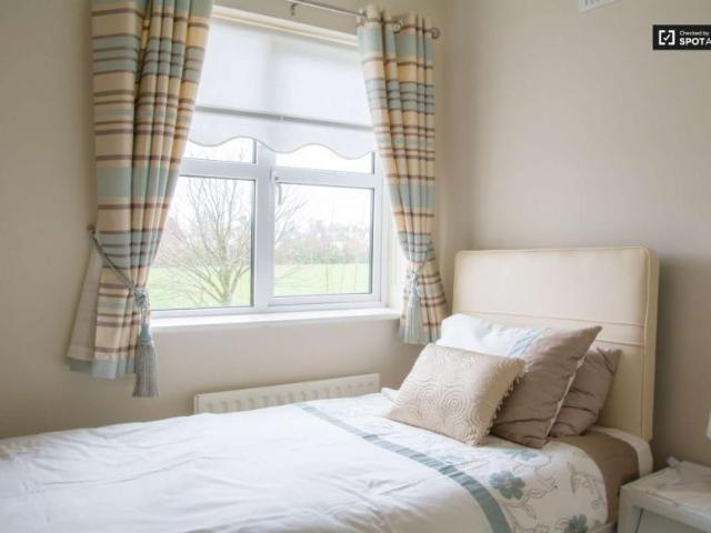 Property to rent in Bluebell, North Tipperary
