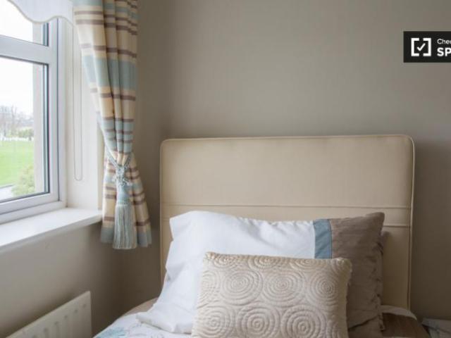 Property to rent in Bluebell, North Tipperary