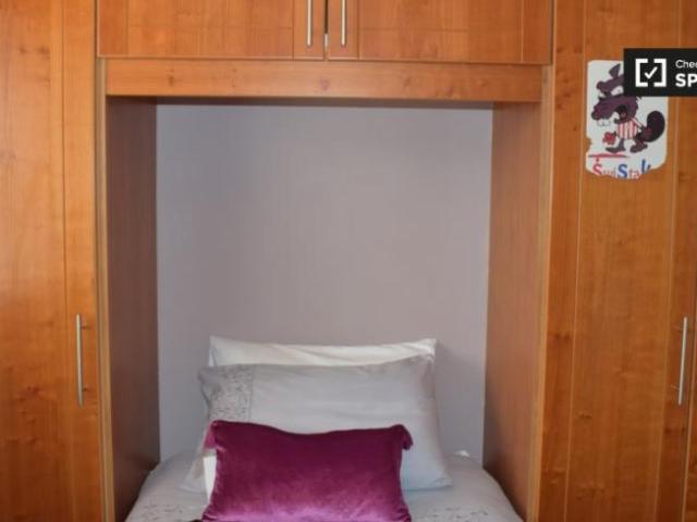 Property to rent in Bluebell, North Tipperary