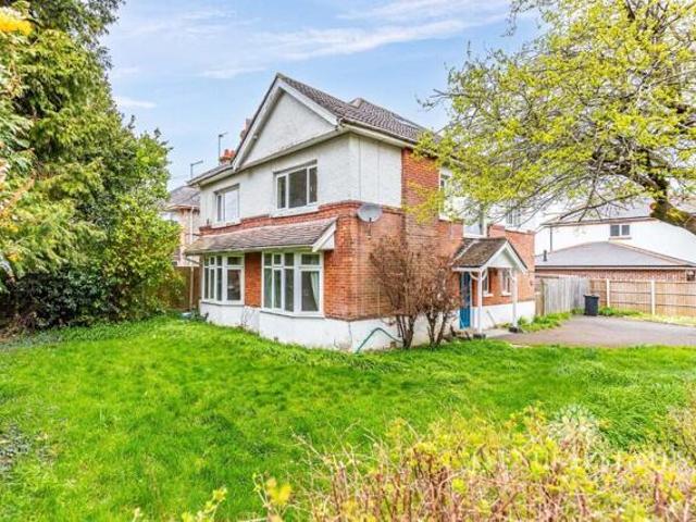 Room for sale in Winton, Bournemouth