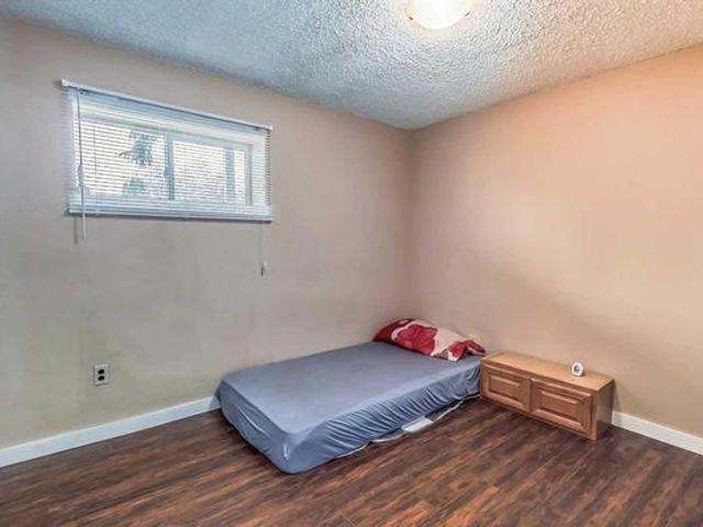 Room for rent in Northwest, Alberta