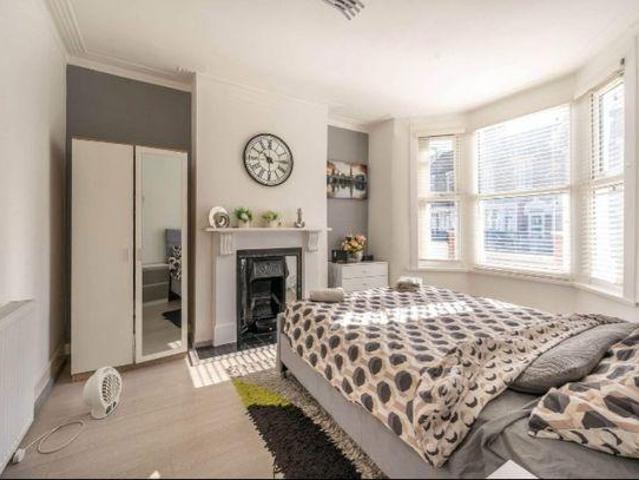 Room for rent in Manor Park, Greater London