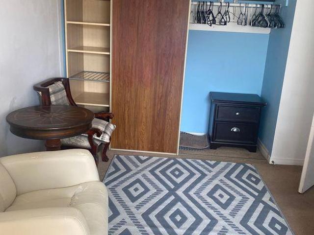 Room for rent in Hamilton