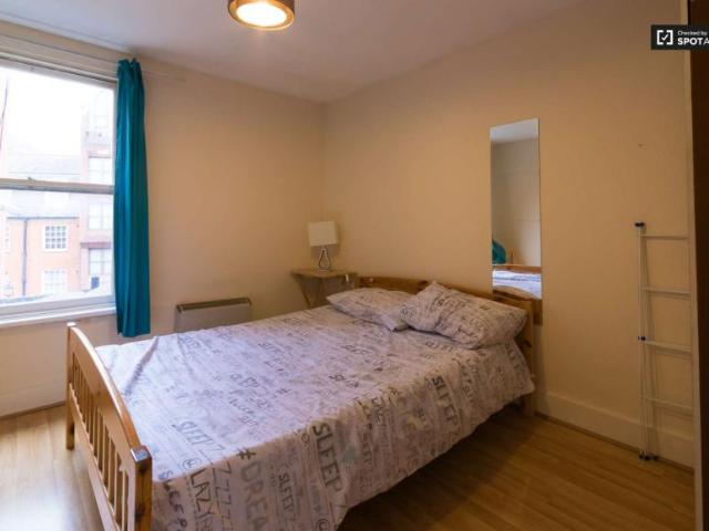 Room for rent in Lyons, Greater London