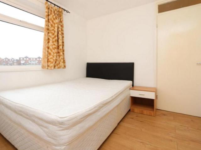 Room for rent in Canning Town, Greater London