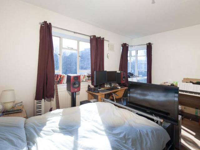 Room for rent in Archway, Greater London