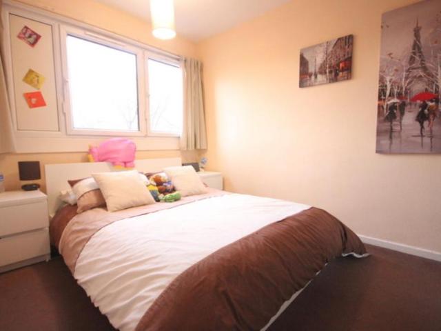 Room for rent in London Borough of Lewisham, Deptford