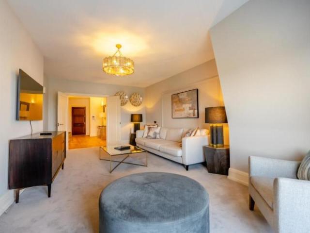 Room for rent in St. John's Wood, Greater London