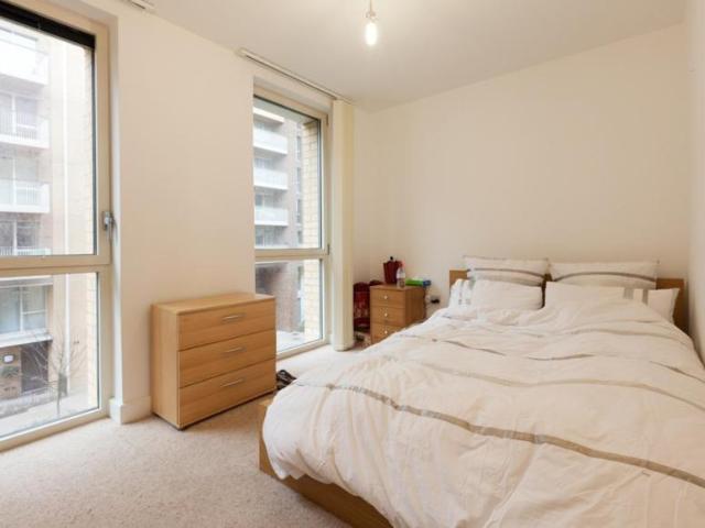 Room for rent in Bromley-by-Bow, Poplar Grove