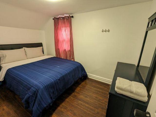 Room for rent in Niagara, Ontario