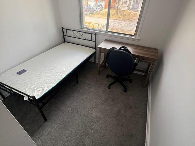 Room for rent in Mulhurst Bay, Ontario