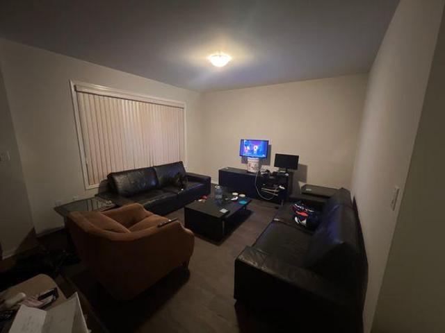 Room for rent in Whitchurch–stouffville
