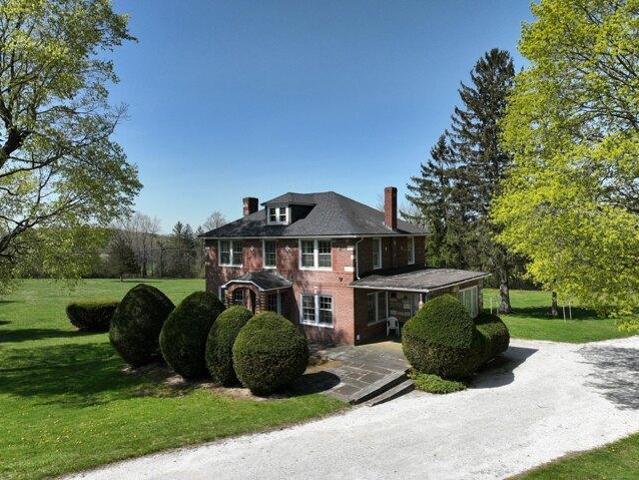House for sale in Sharon, Connecticut