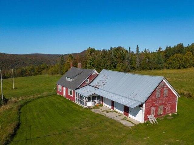 House for sale in Sheffield, Caledonia County