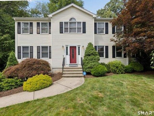 House for sale in Shelton, Connecticut