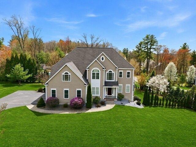 House for sale in Shrewsbury, Massachusetts